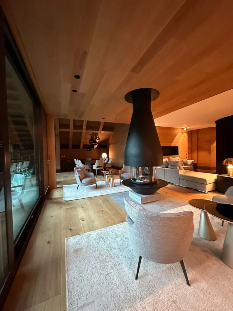 The Chedi Andermatt: Kamin in der Penthouse-Suite